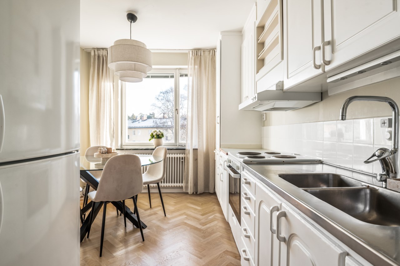Ringvägen 18