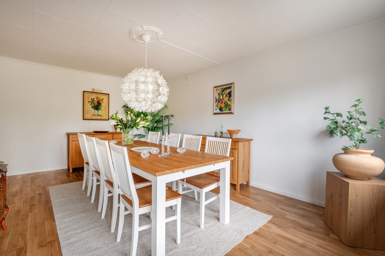Storängsvägen 112