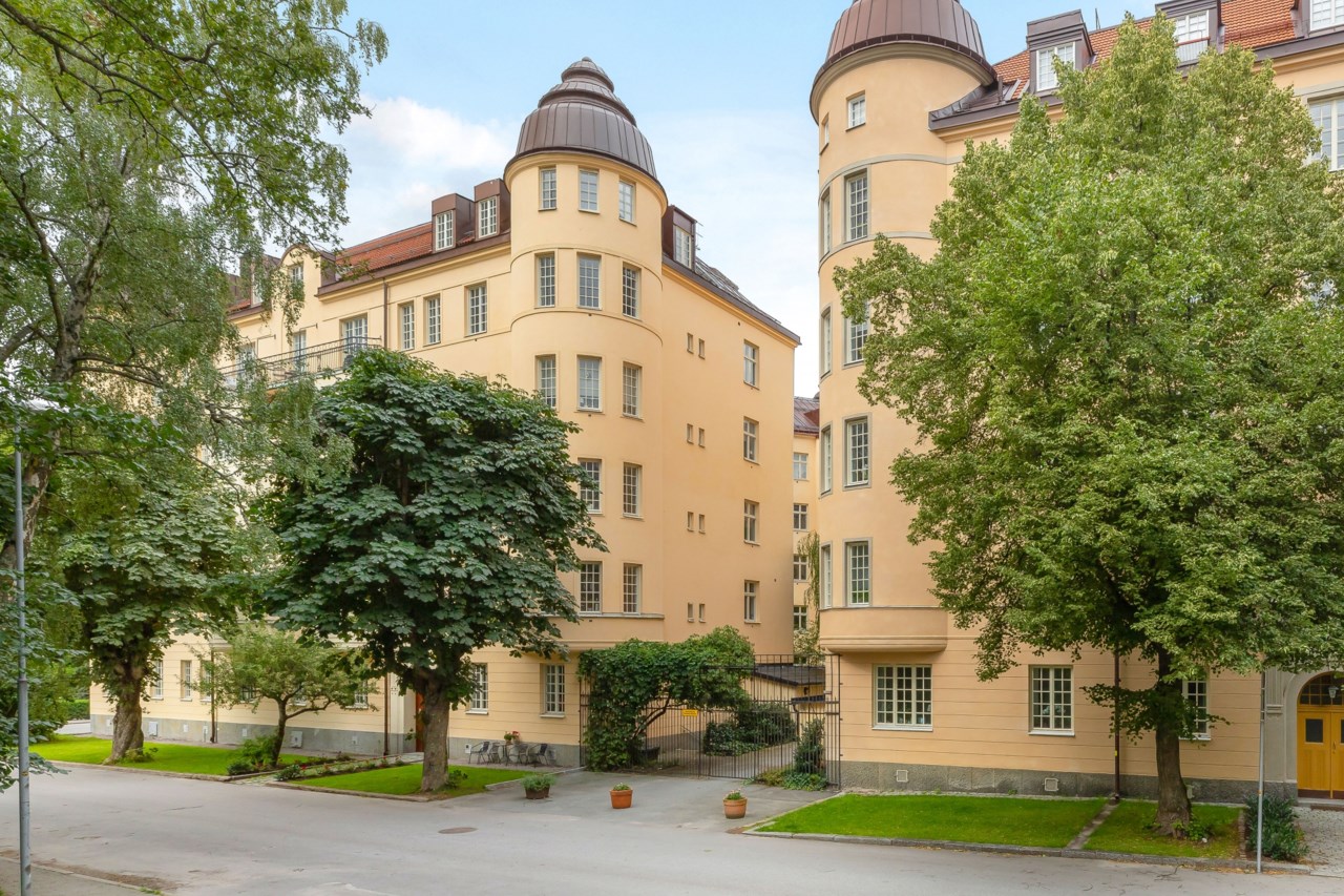 Solparksvägen 1