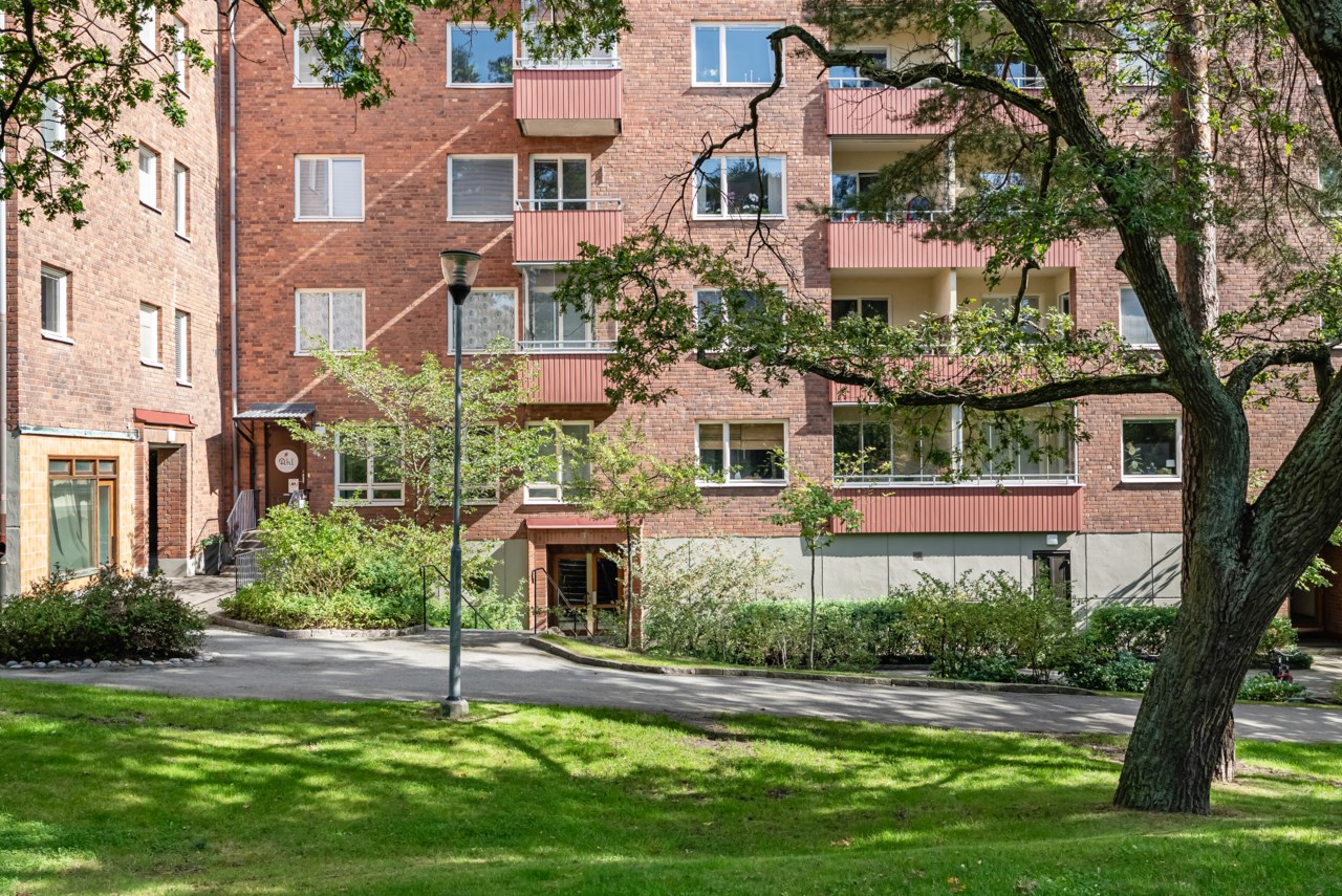 Råsundavägen 146