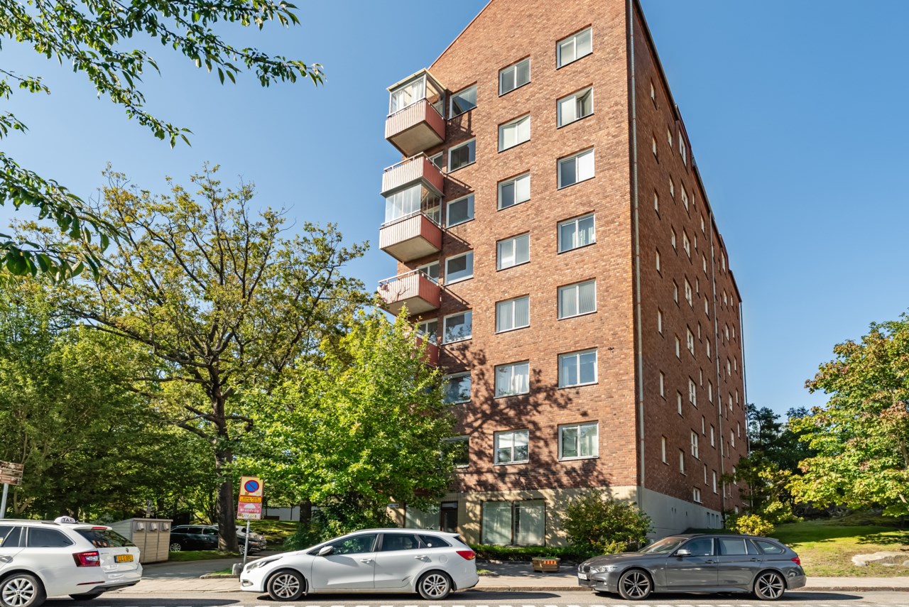 Råsundavägen 146