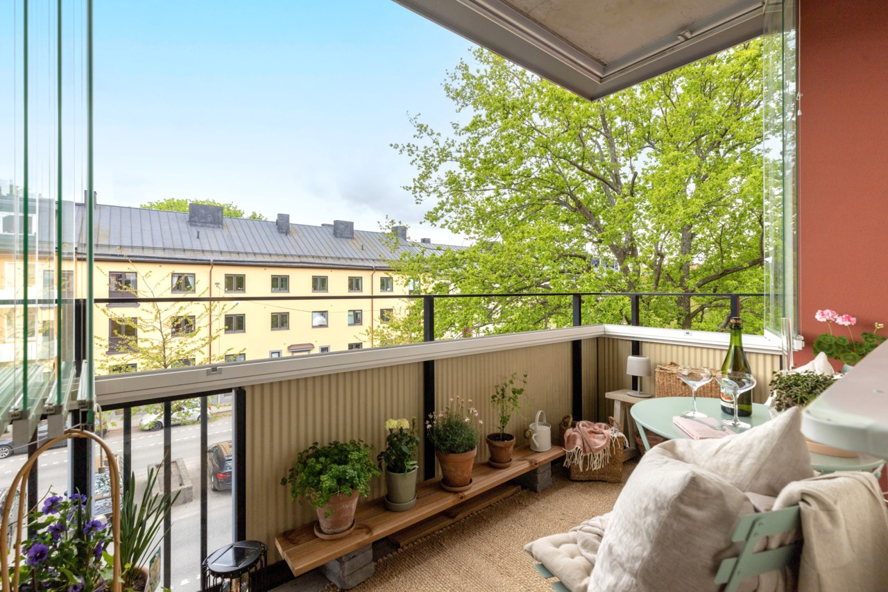 Råsundavägen 72