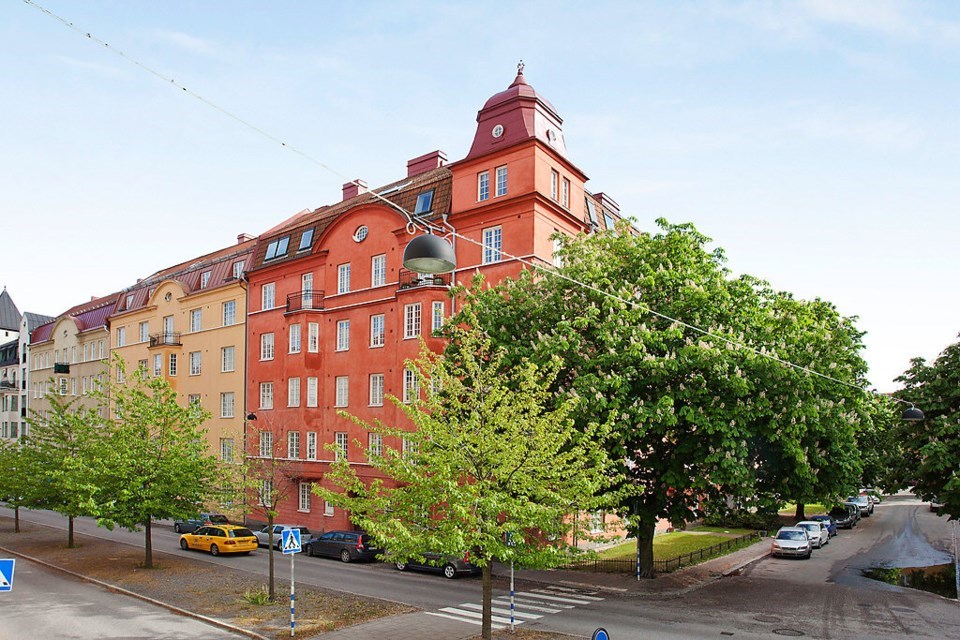 Råsundavägen 129