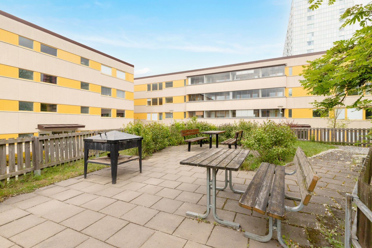Kyrkbacken 5