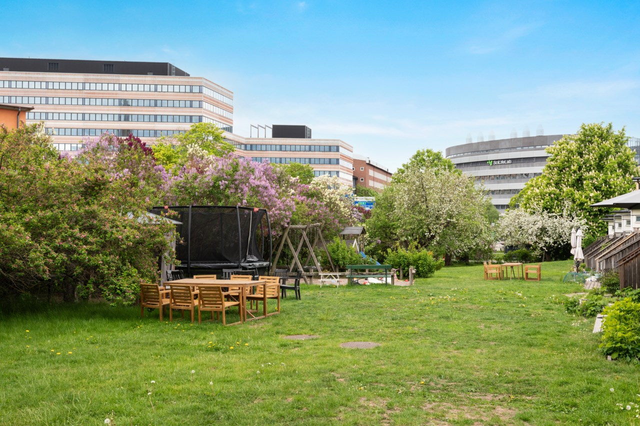 Karolinska vägen 23