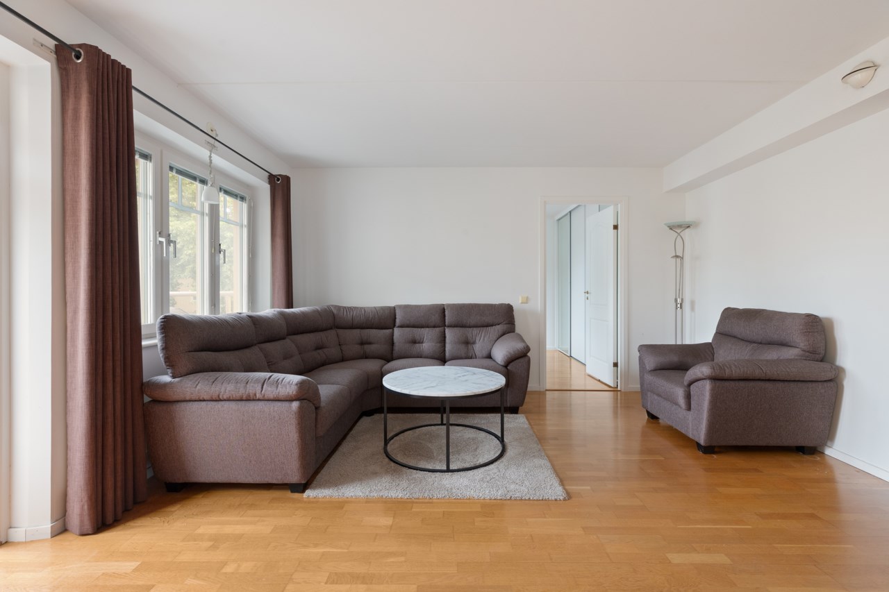 Mäster Simons väg 26