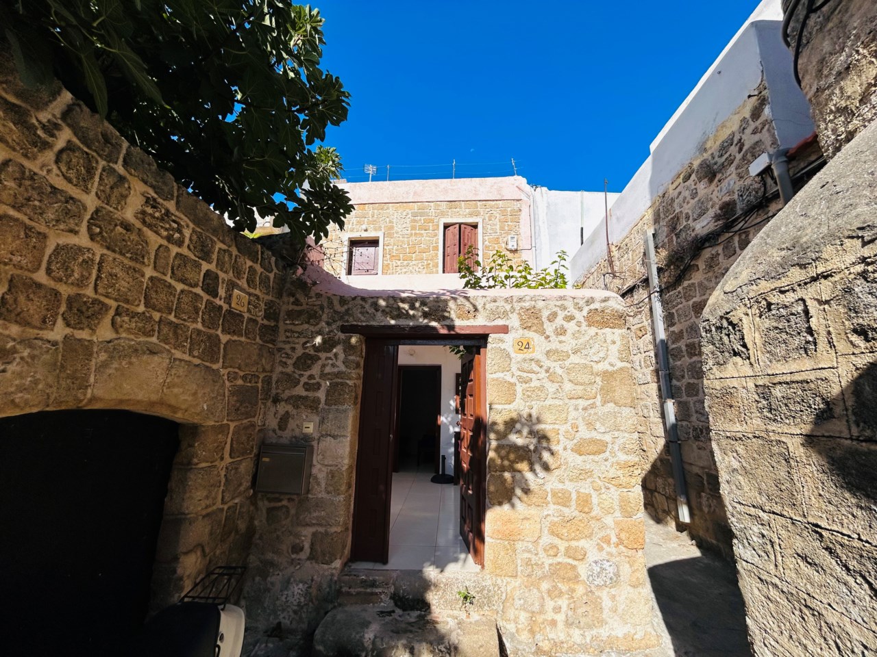 Rhodos