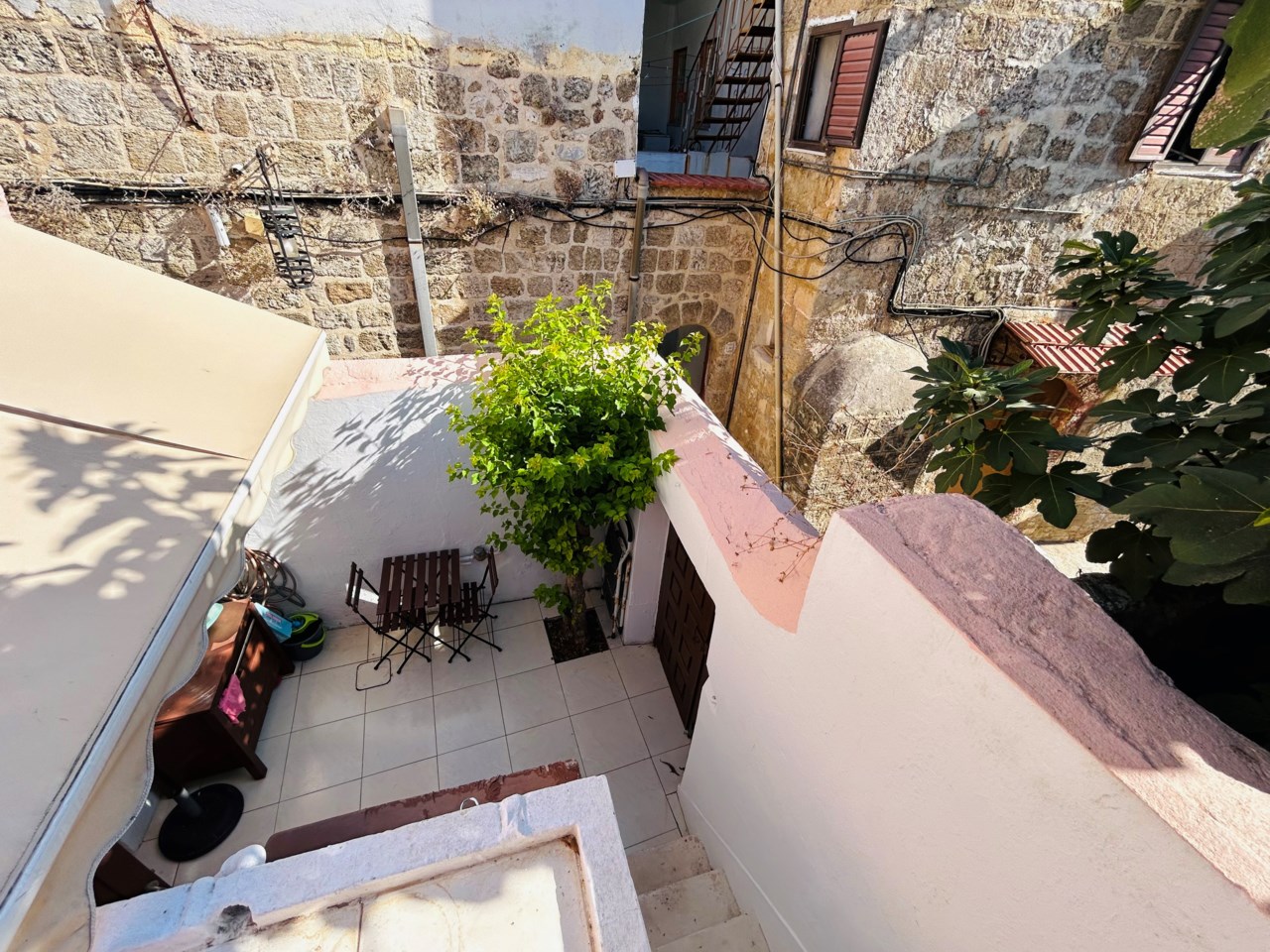 Rhodos