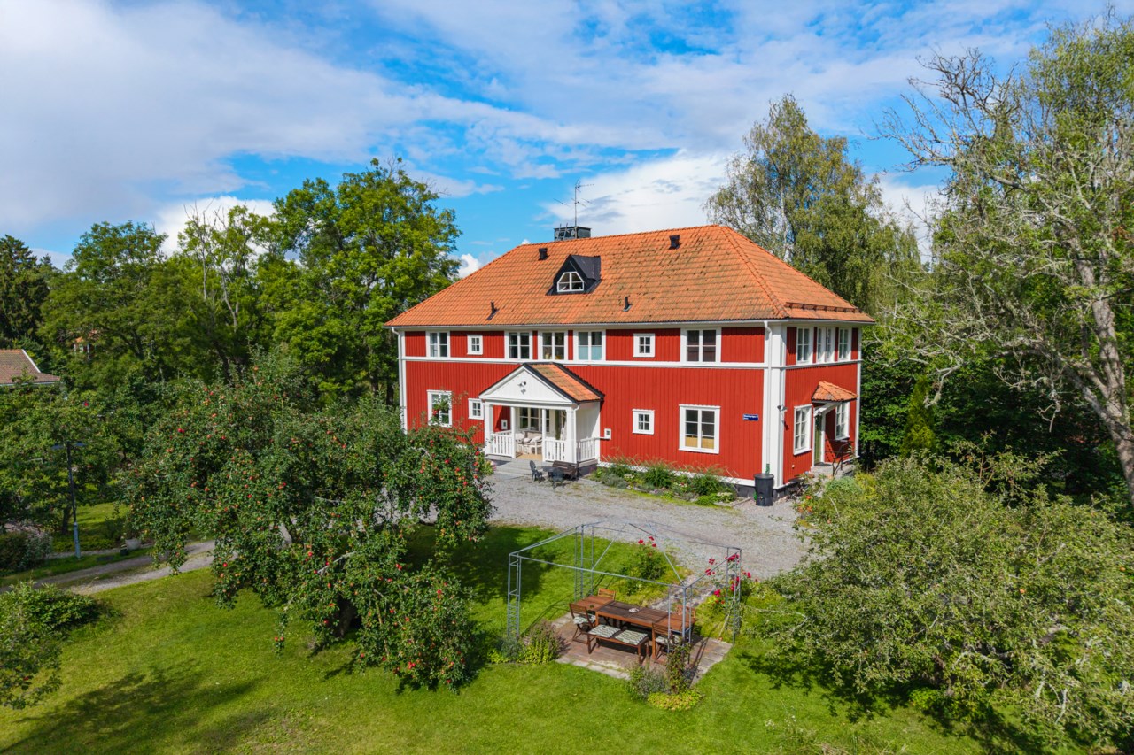 Rösaringvägen 14