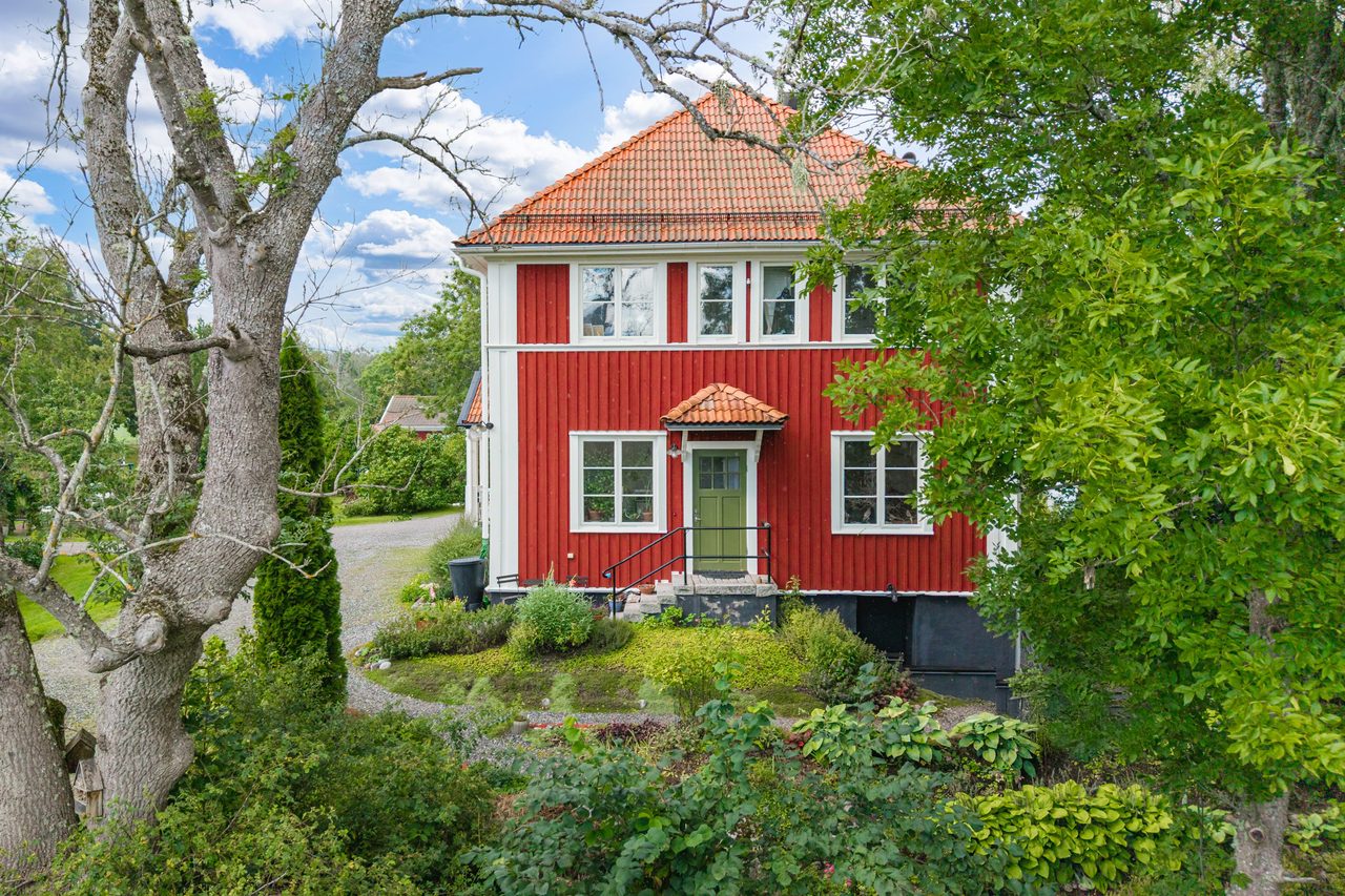 Rösaringvägen 14