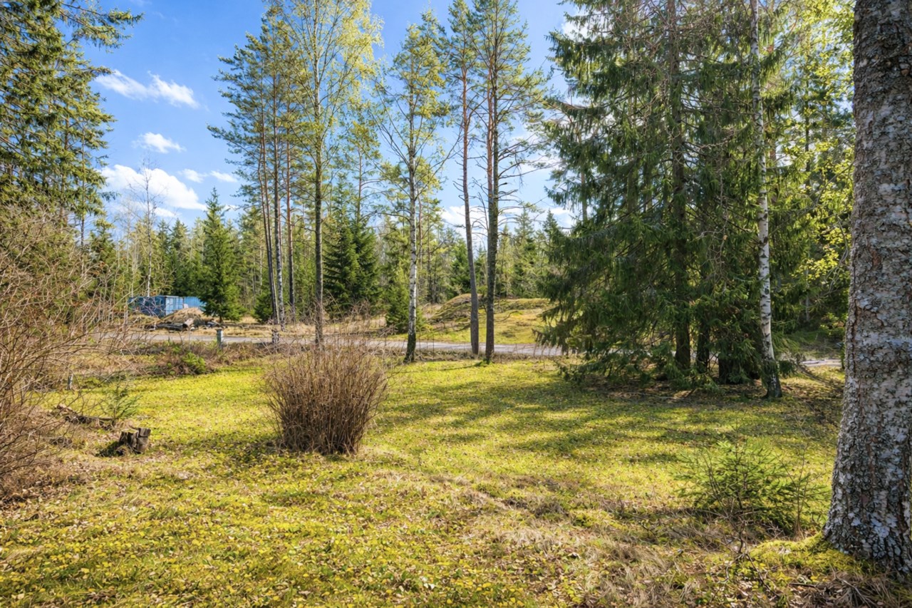 Svärdsvägen 4