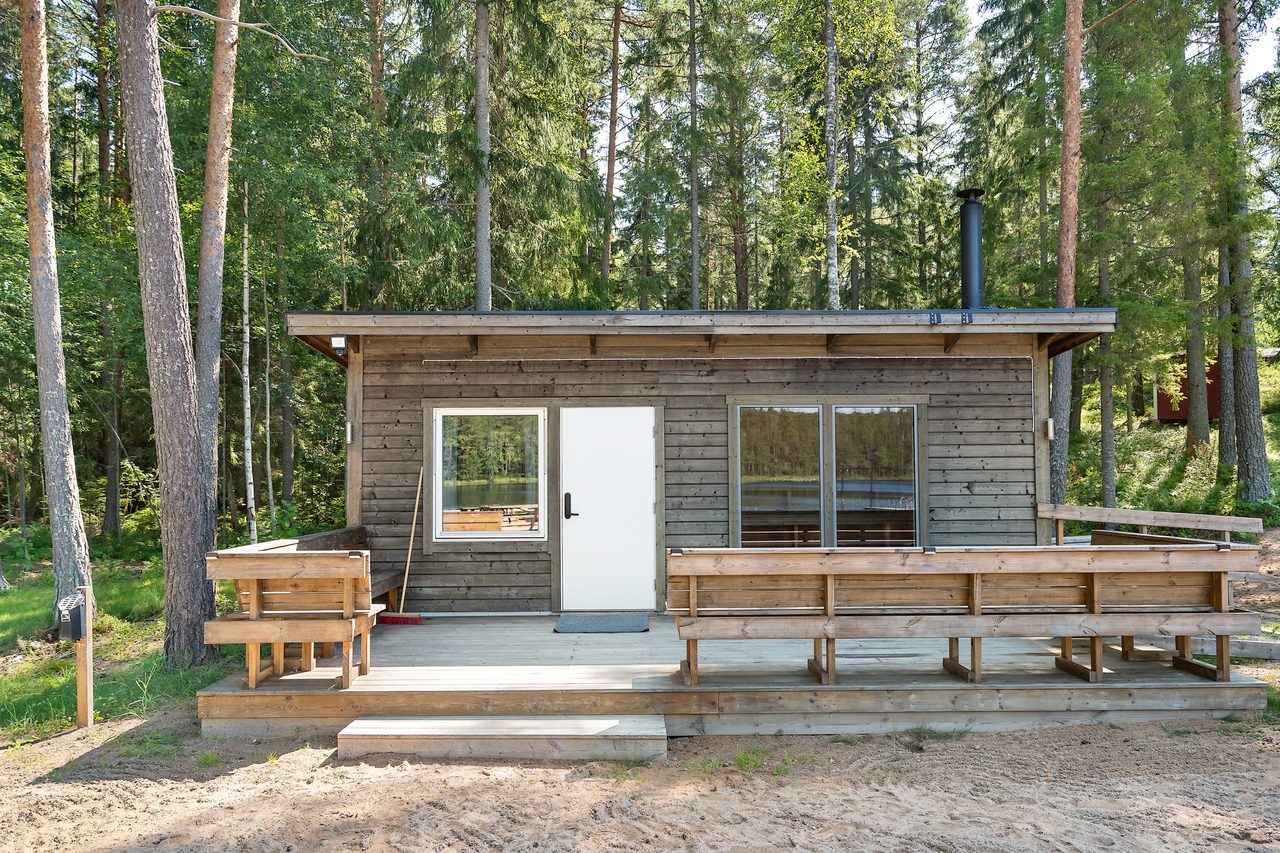 Nedre Laksjövägen 9