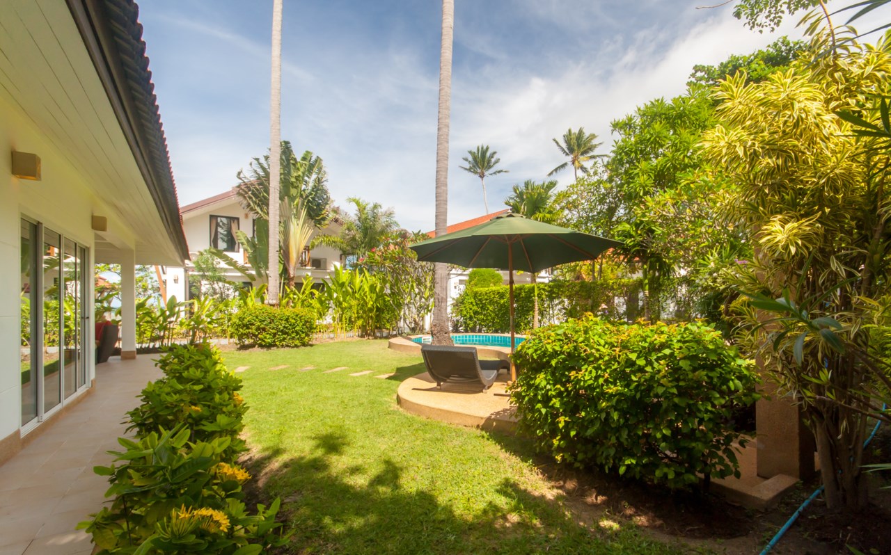 Malee Beach F3