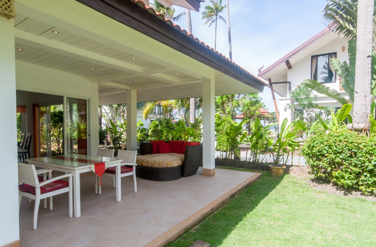 Malee Beach F3