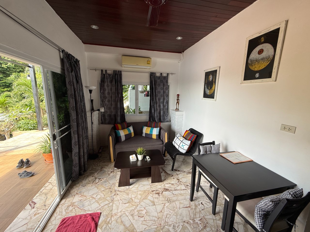 Whiteflower Apartment B1