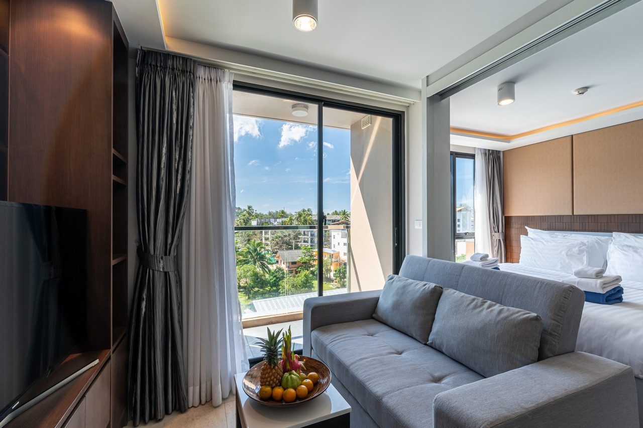 Aristo 1, Phuket