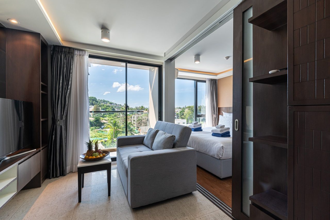 Aristo 1, Phuket