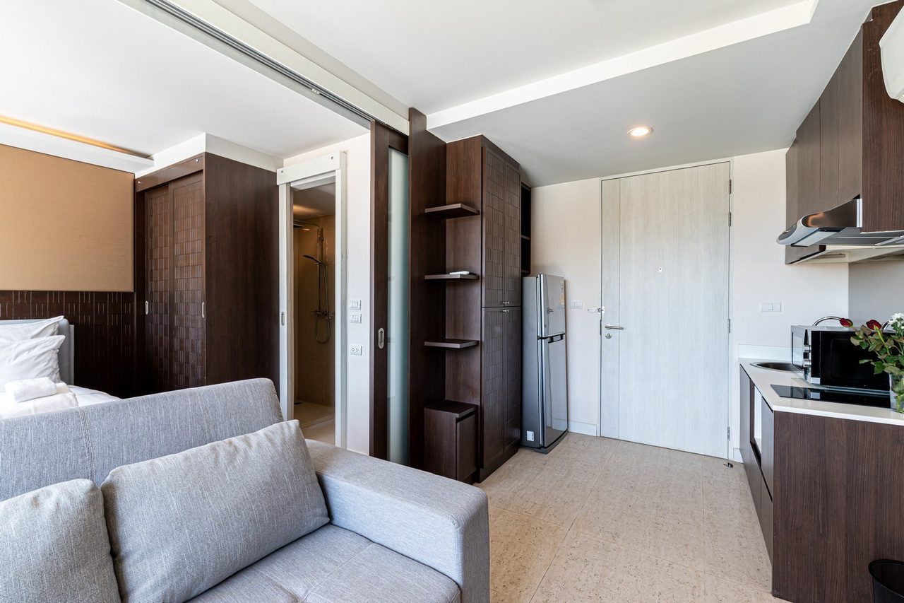 Aristo 1, Phuket