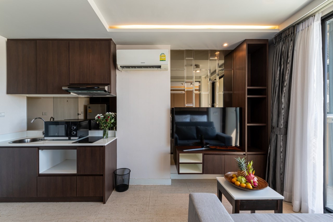 Aristo 1, Phuket