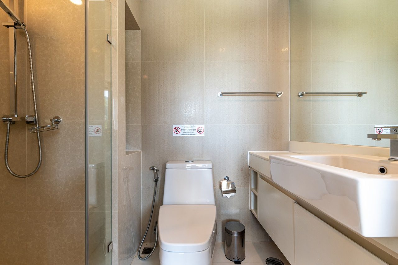 Aristo 1, Phuket
