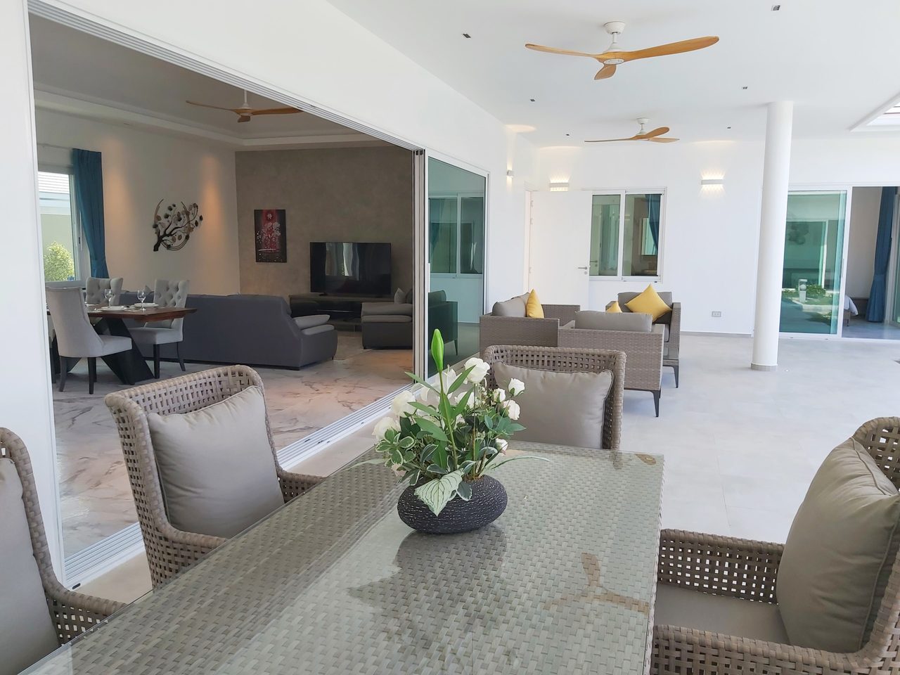 Palm Avenue 4