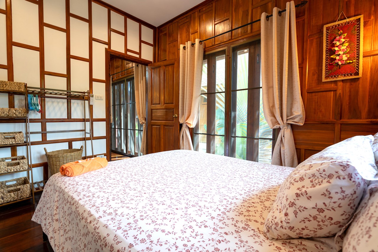 14 Bedroom 3 b
