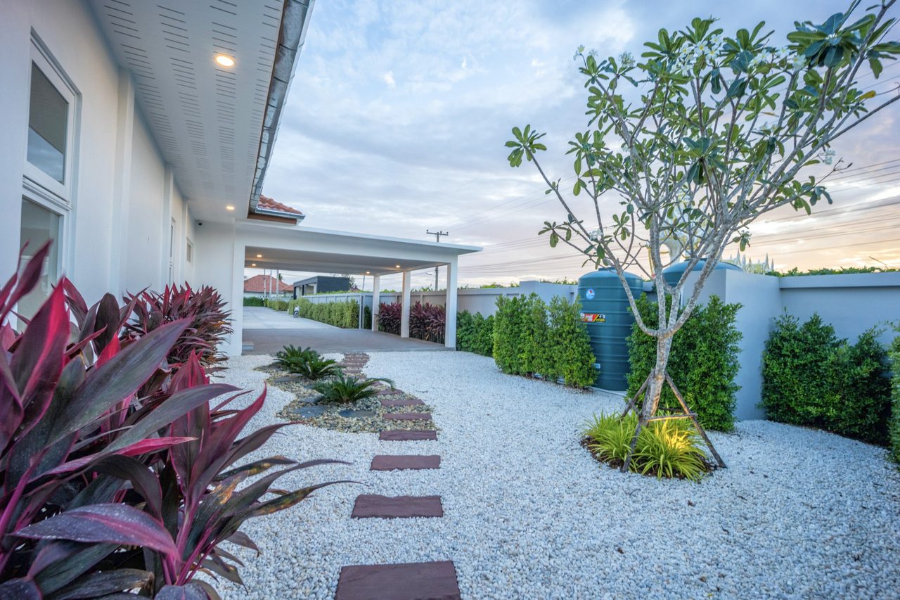 Mali Lotus Executive, Hua Hin