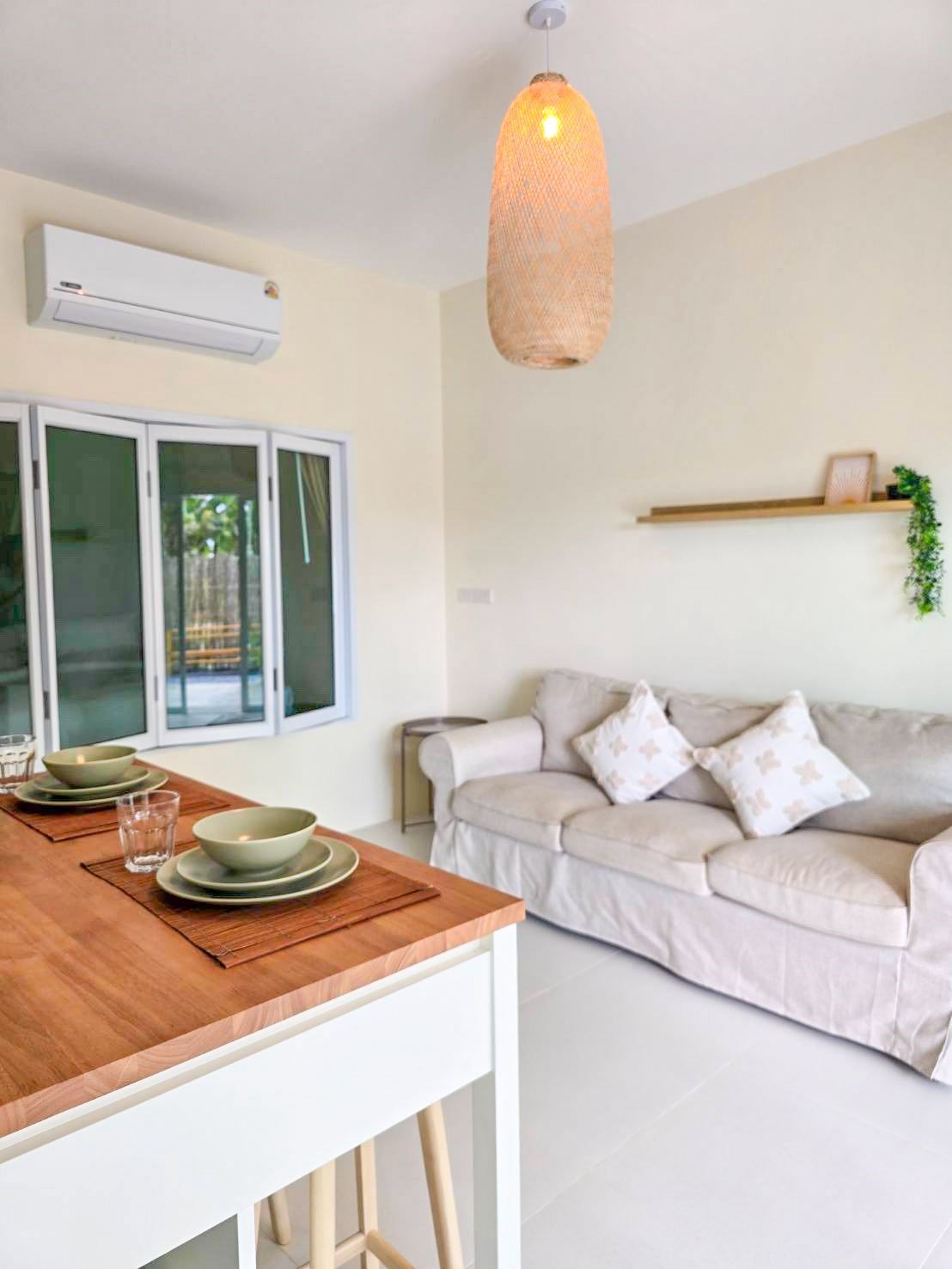The Palm Villas Apartments 2, 3, 4, 5 and 6