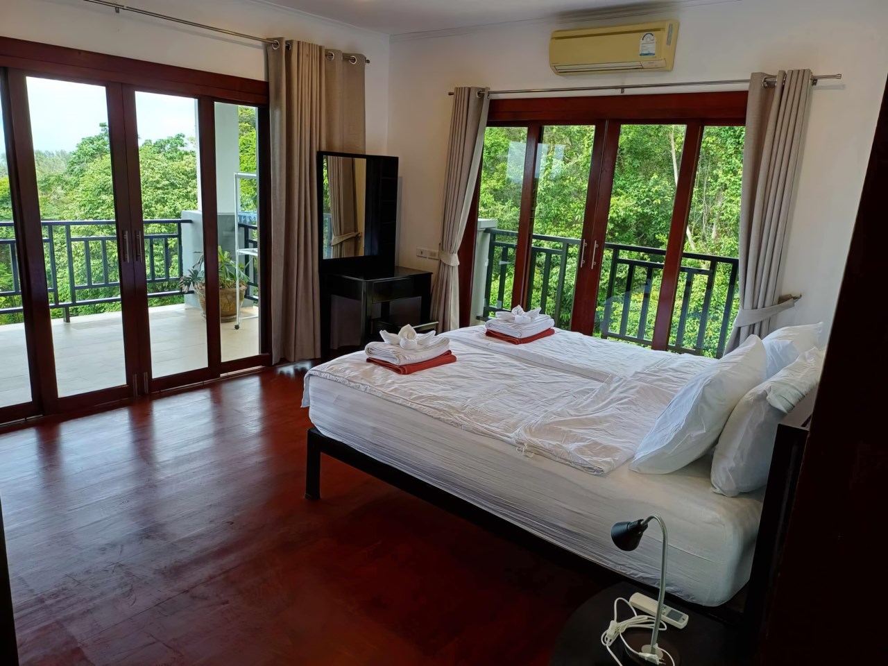 Whiteflower Apt B5, Koh Lanta