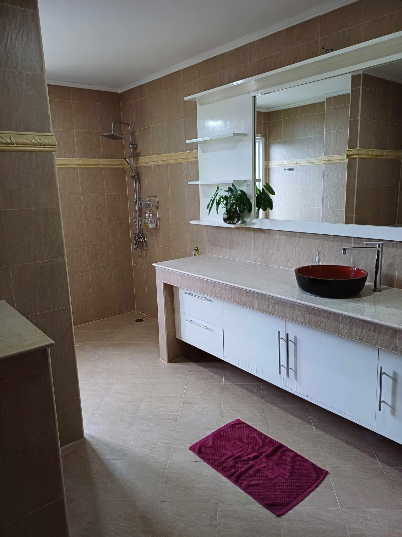 Whiteflower Apt B5, Koh Lanta