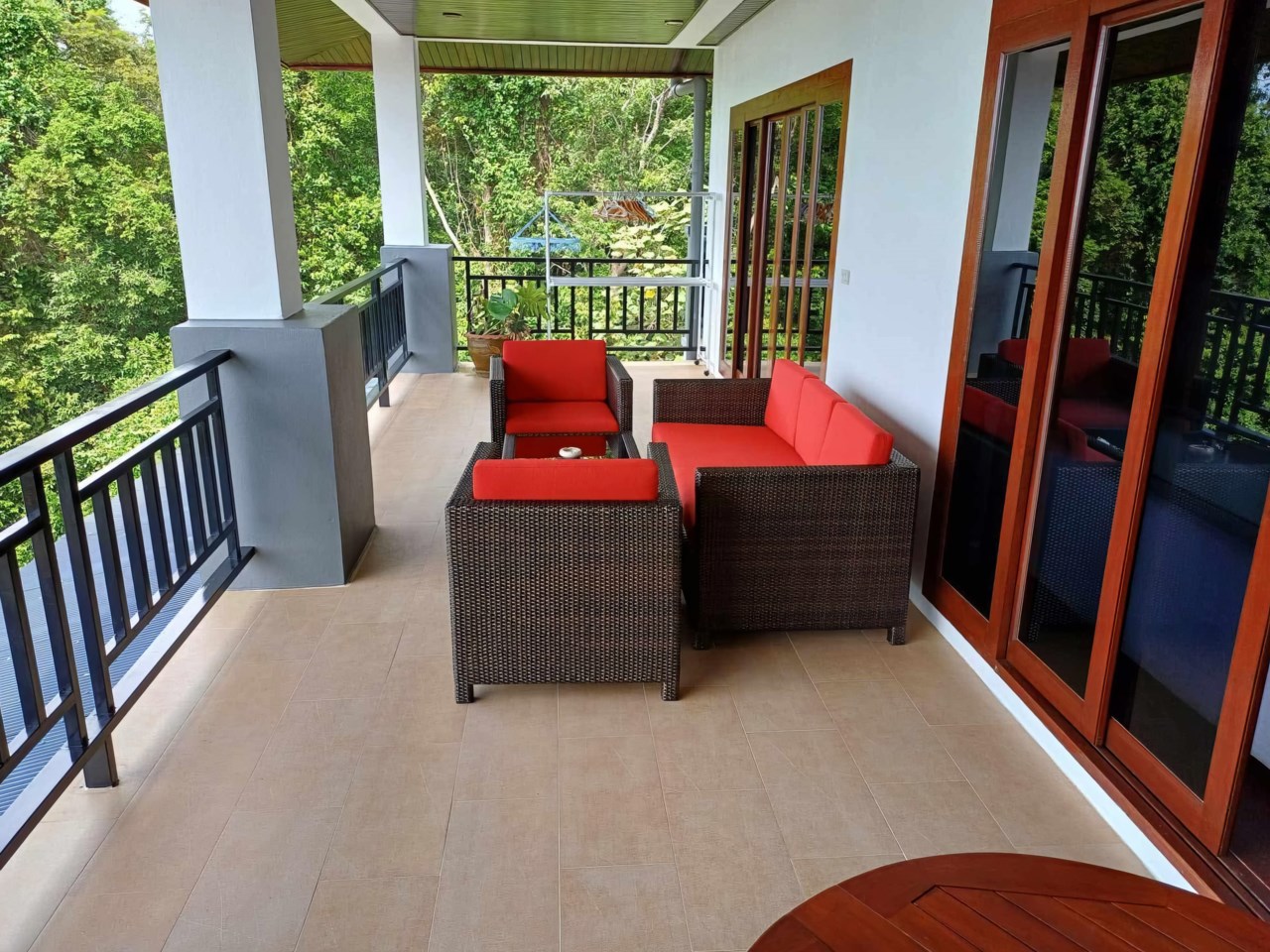 Whiteflower Apt B5, Koh Lanta