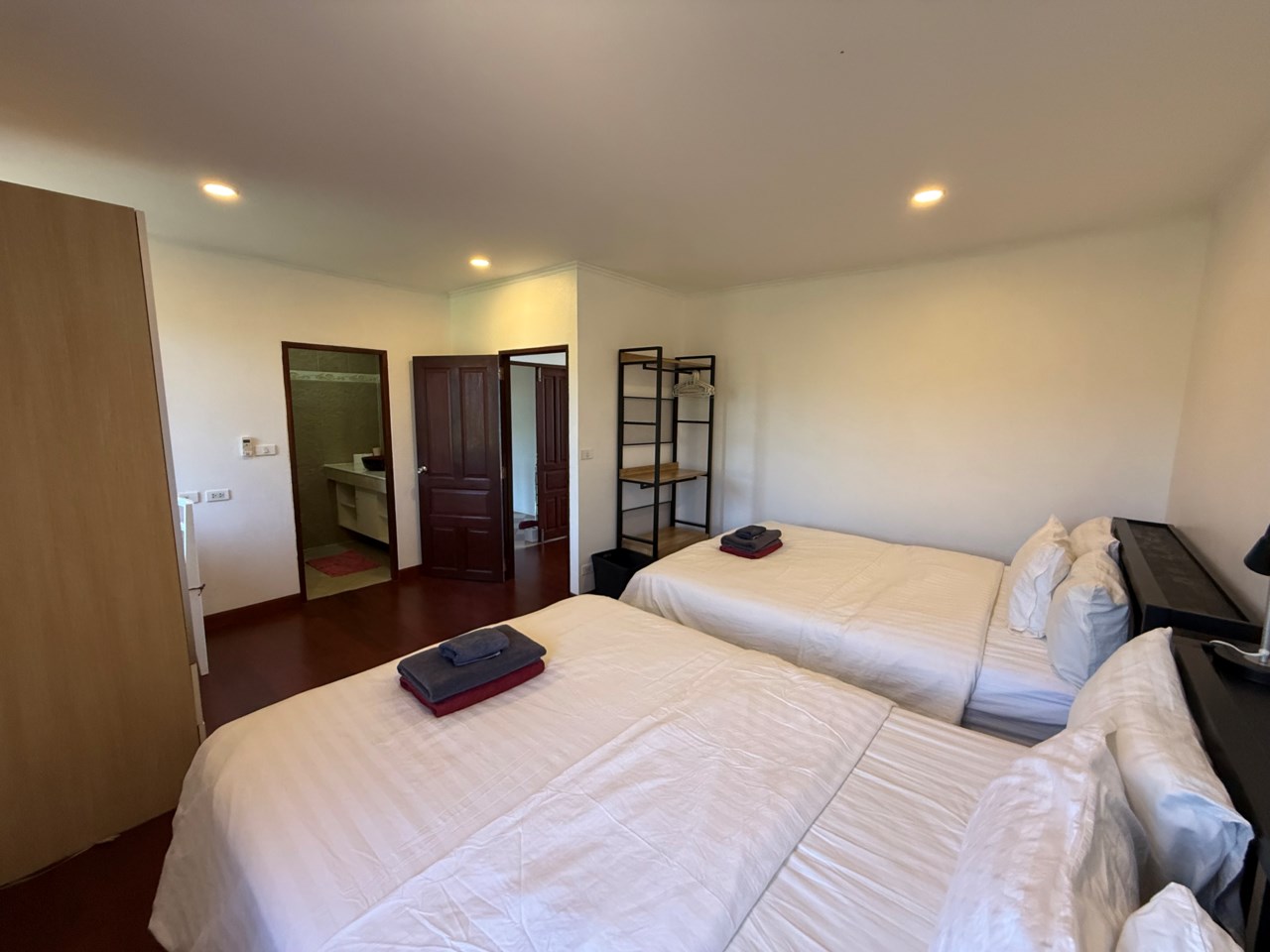 Whiteflower Apt B5, Koh Lanta