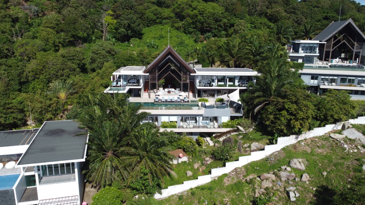 Millionaire’s Mile i Kamala,