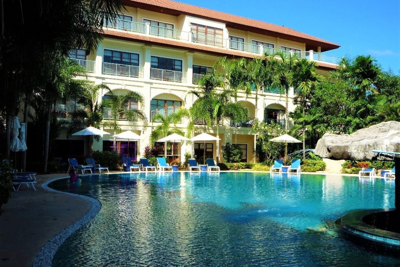 Baan Puri Bangtao Beach