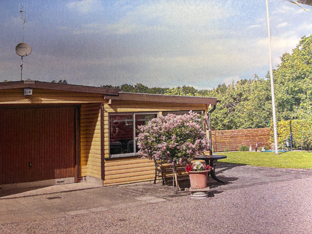 Rosentorpsvägen 16
