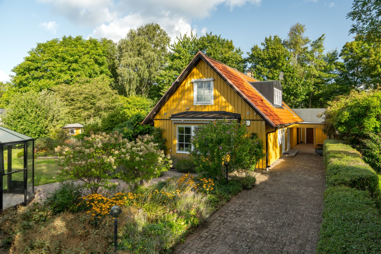 Farmvägen 5