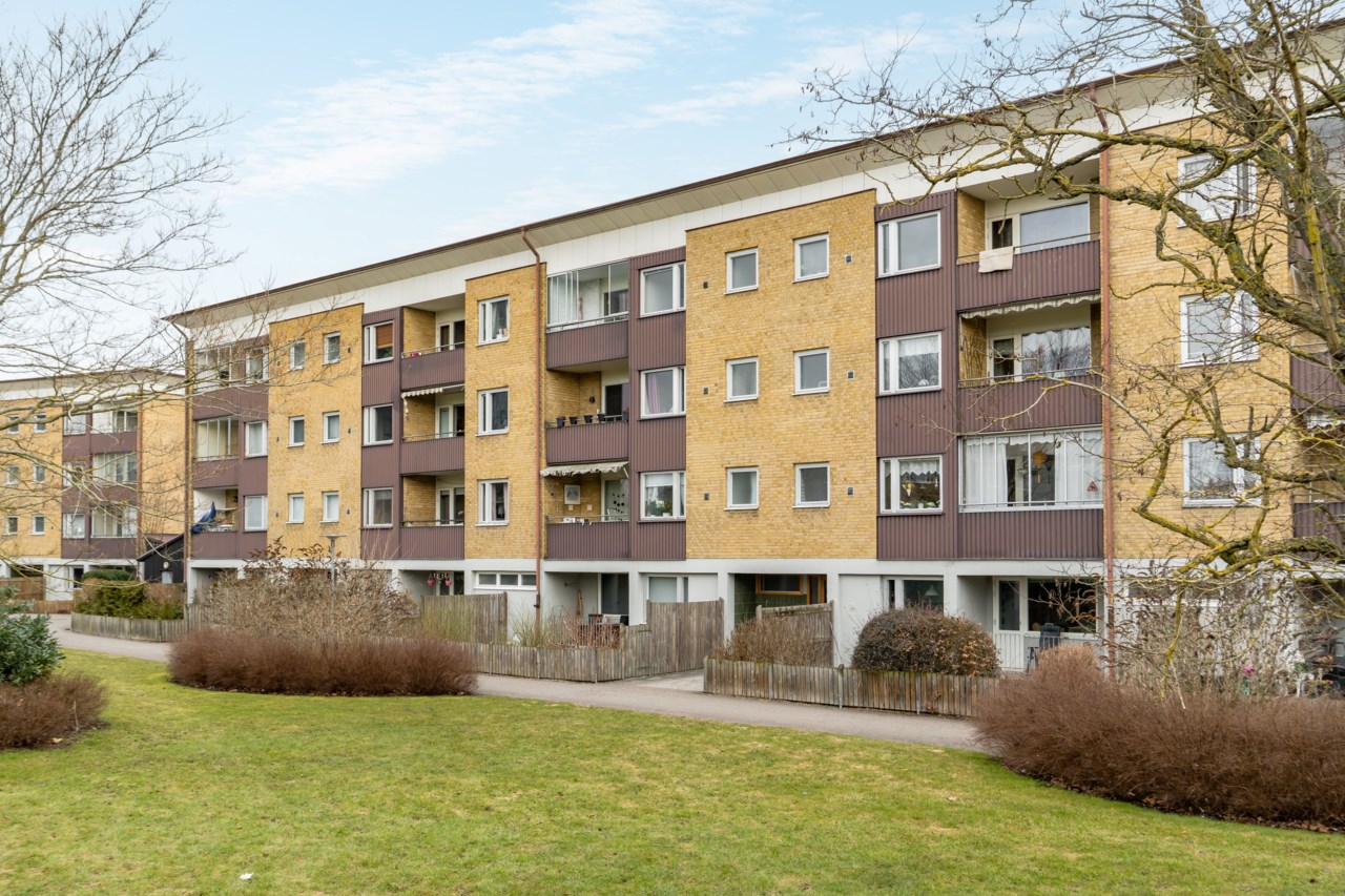 Frontgatan 1B