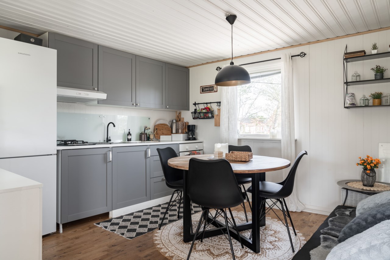 Gamla Vägen 10, Gullregnets Koloniområde Koloni nr 39...