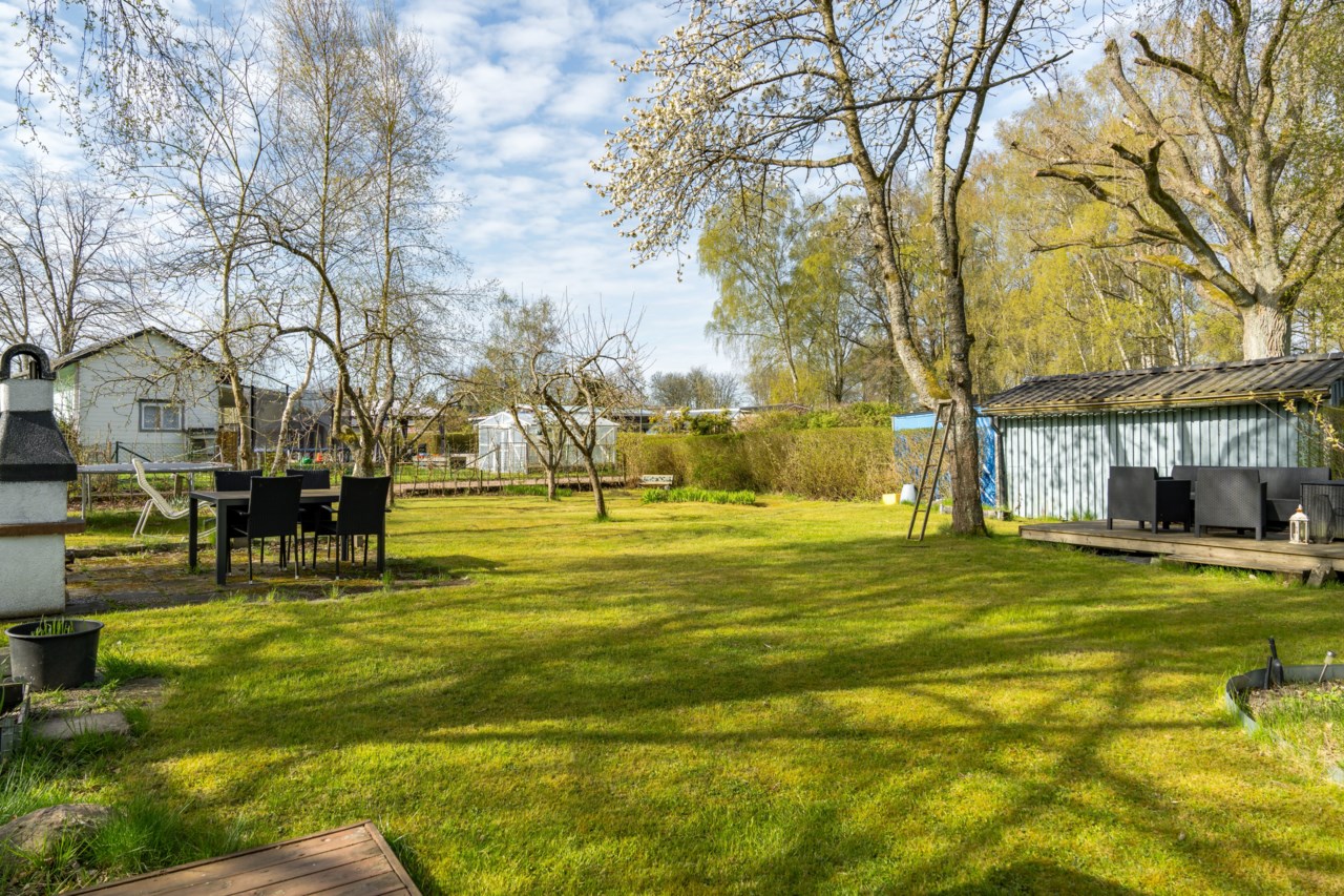 Gamla Vägen 10, Gullregnets Koloniområde Koloni nr 39...
