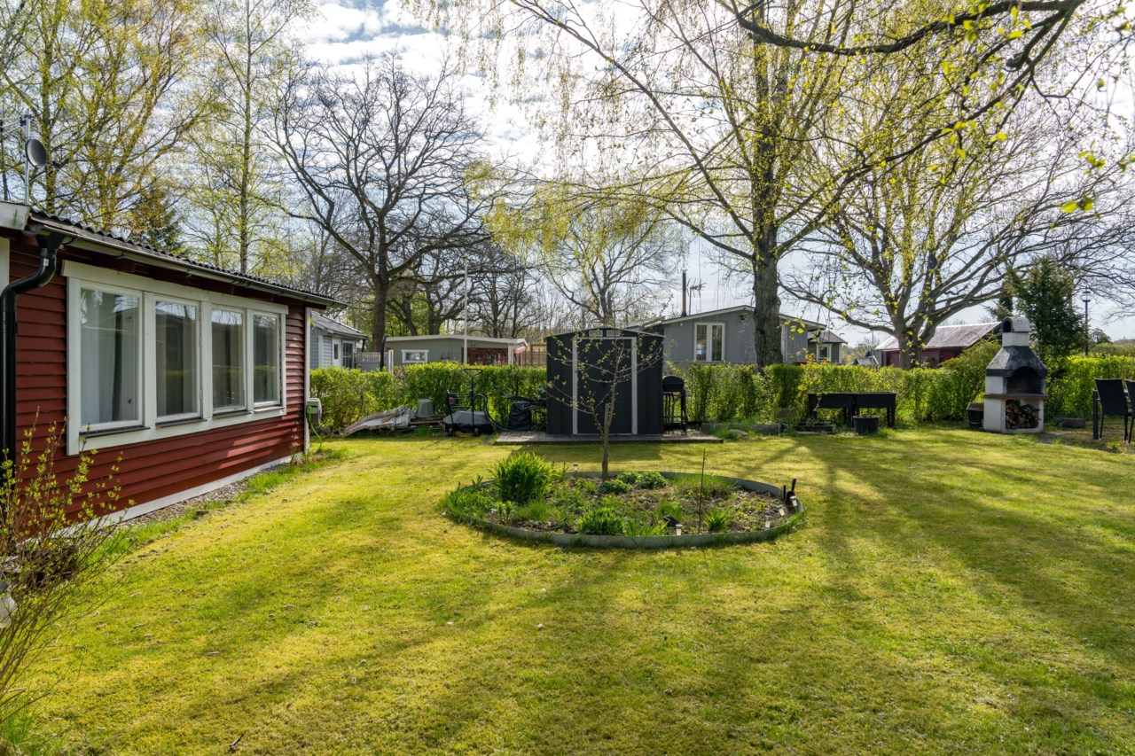 Gamla Vägen 10, Gullregnets Koloniområde Koloni nr 39...