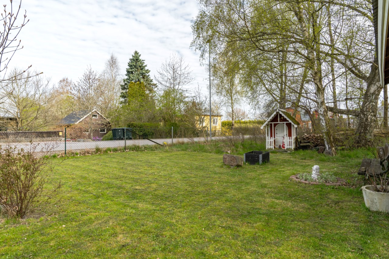 Gamla Vägen 10, Gullregnets Koloniområde Koloni nr 46