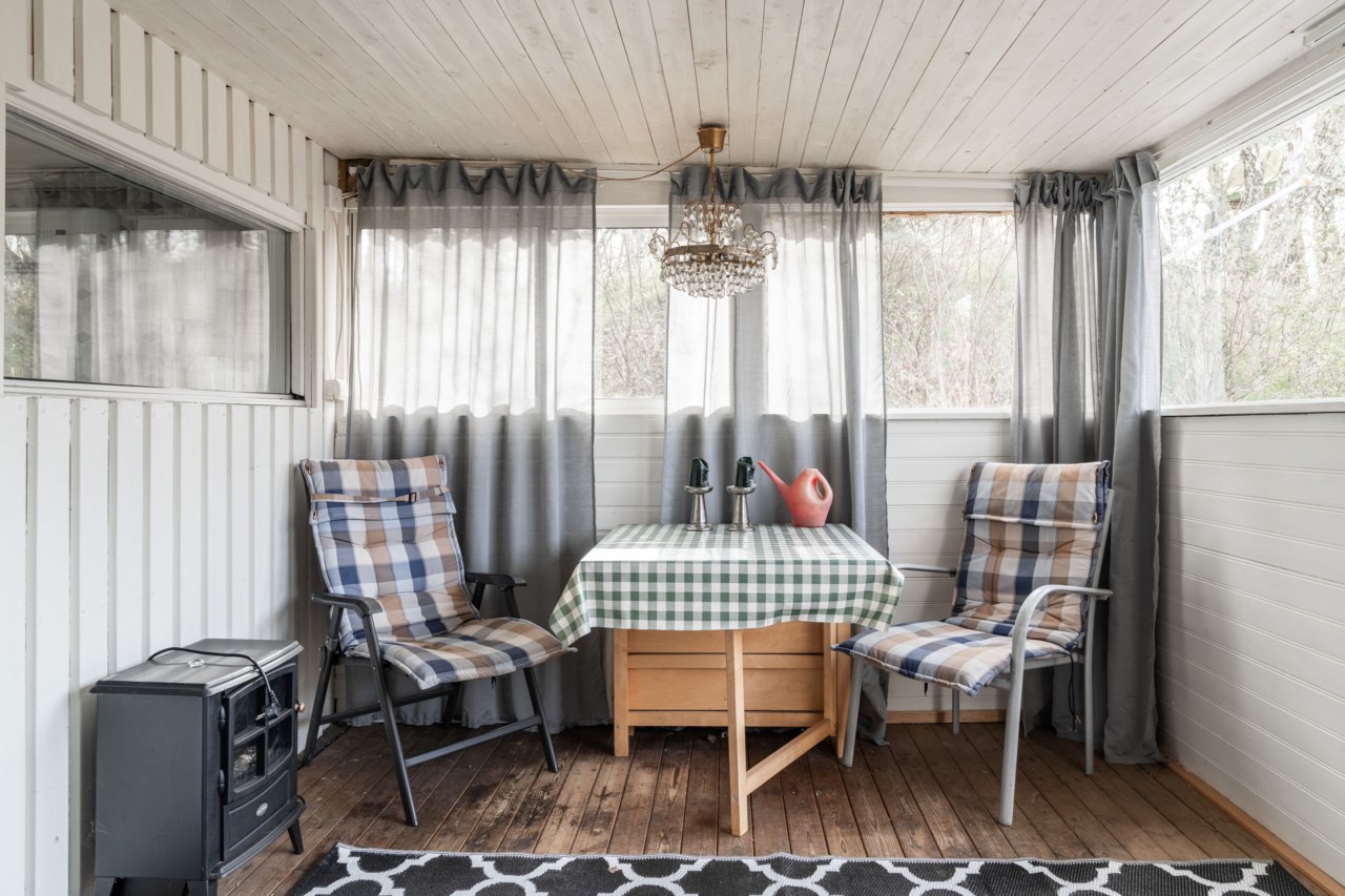 Gamla Vägen 10, Gullregnets Koloniområde Koloni nr 46