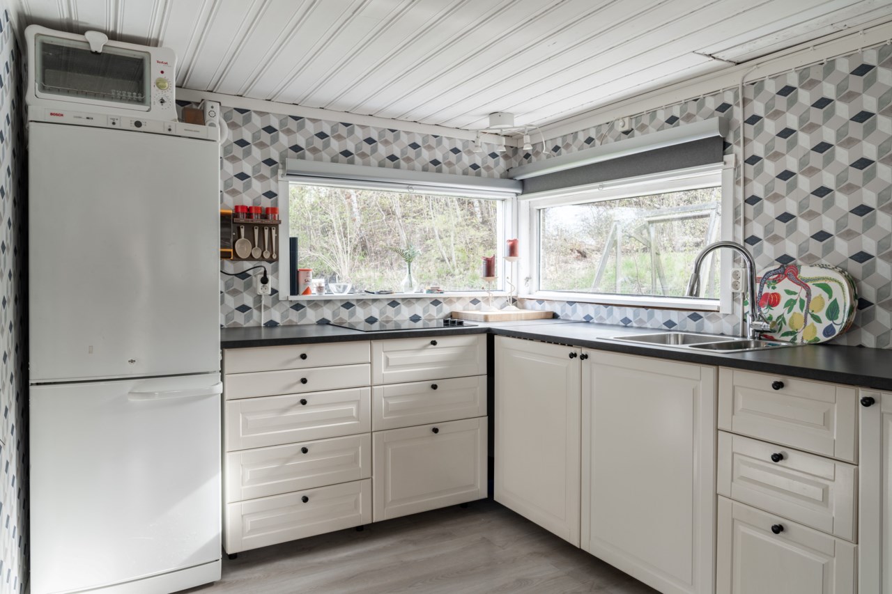 Gamla Vägen 10, Gullregnets Koloniområde Koloni nr 46