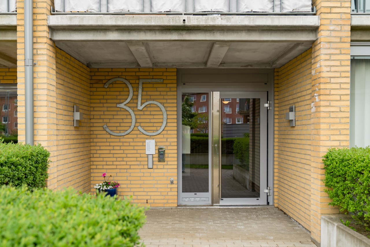 Kurirgatan 35
