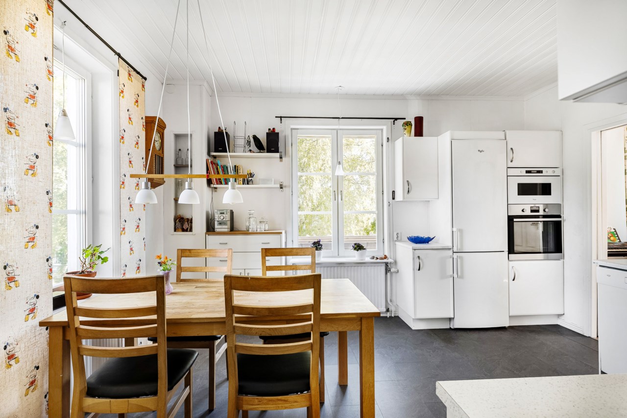 Lisatået 28