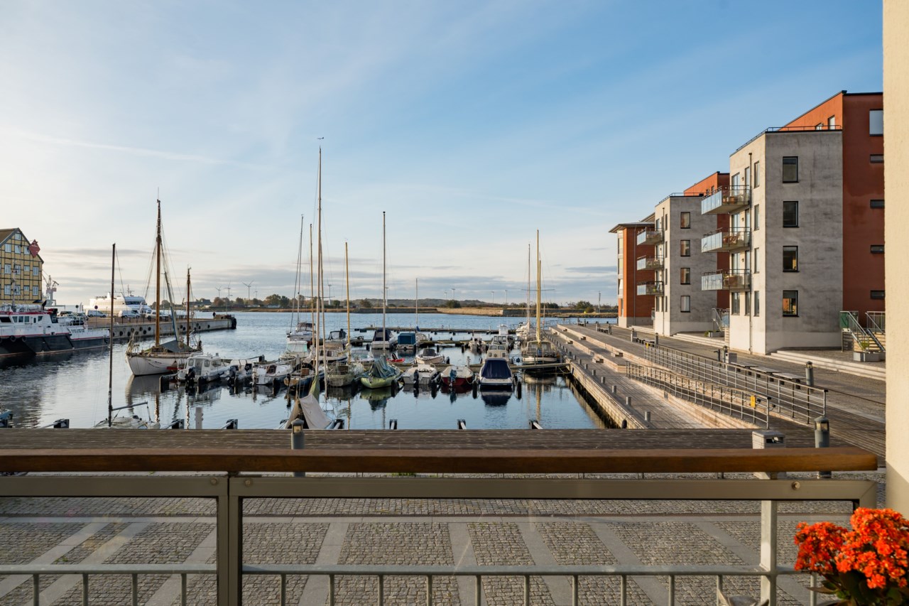 Badhusgatan 13