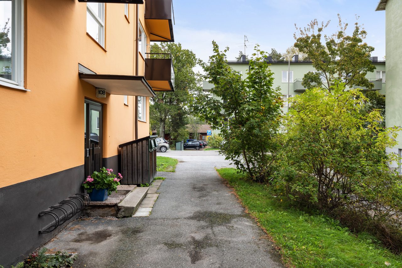 Per Lindeströms väg 108