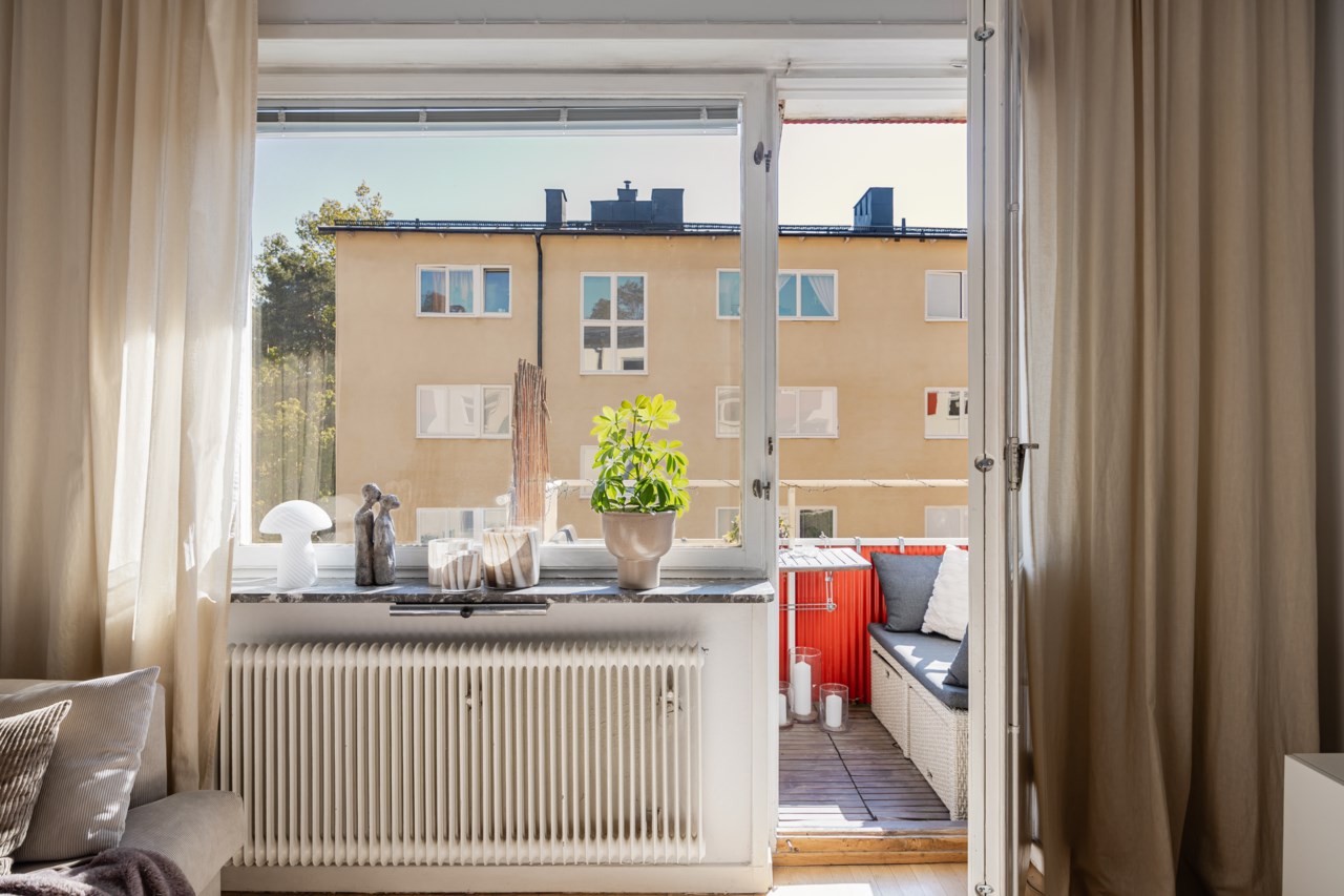 Hasselquistvägen 25