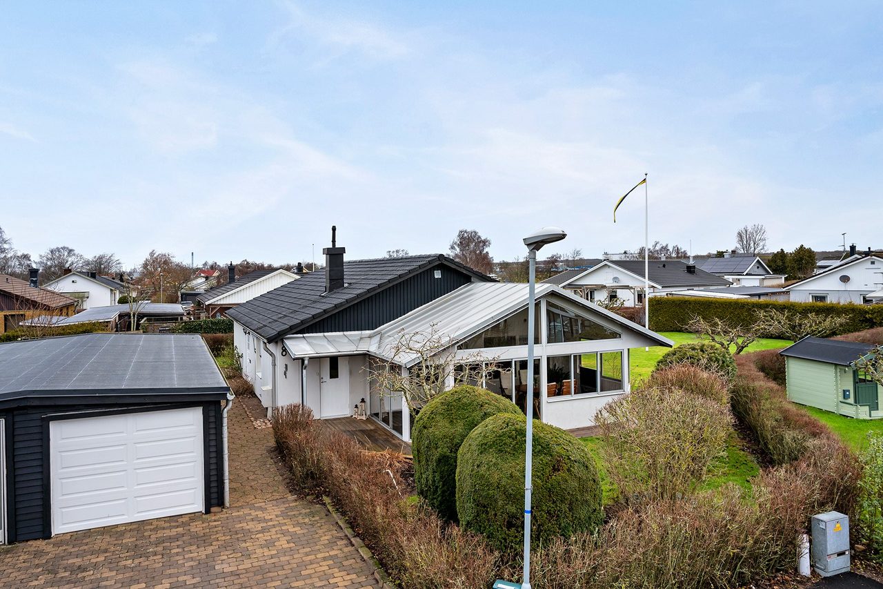 Lingonvägen 8