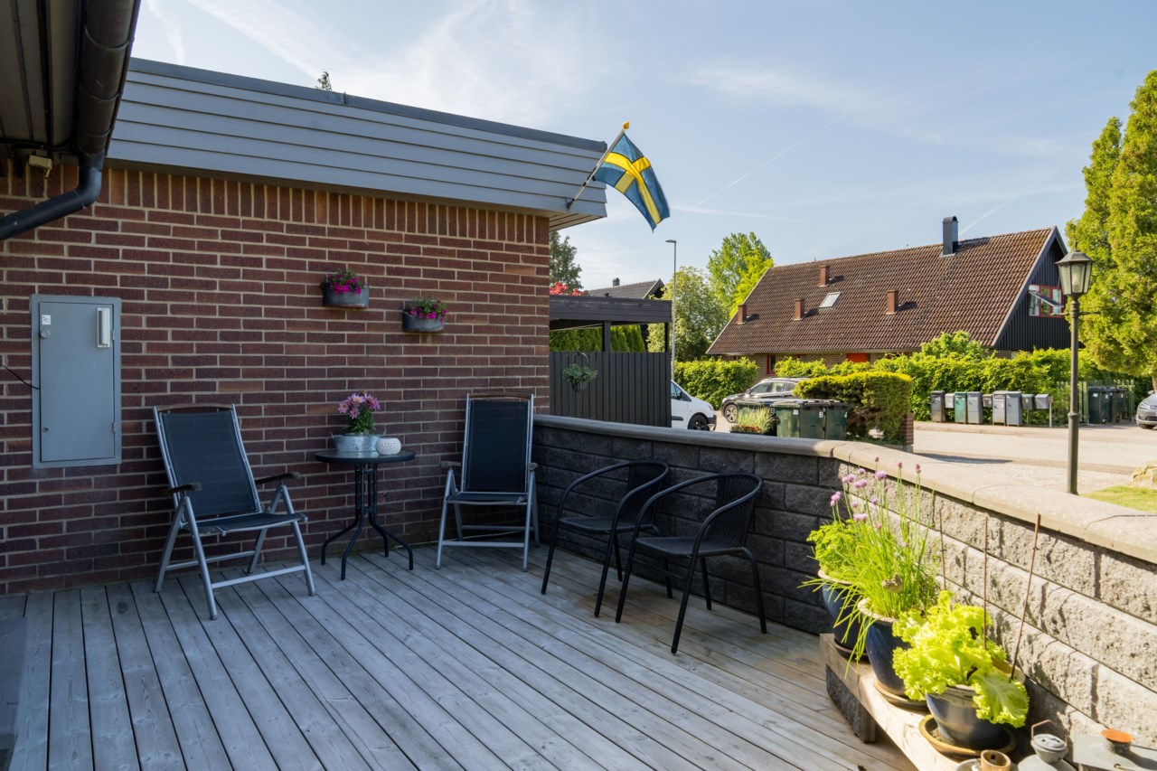Pråmvägen 8